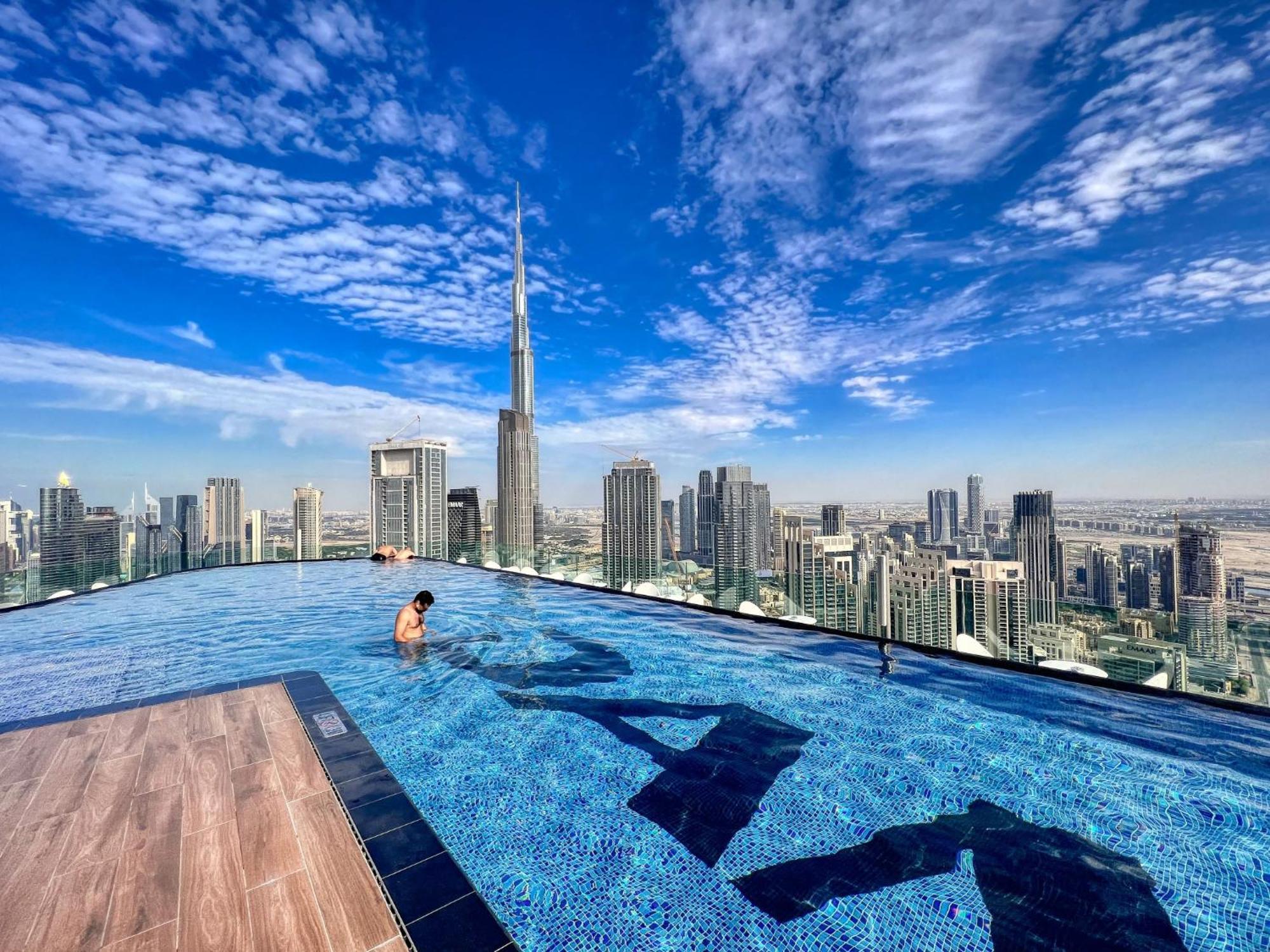 Highest Infinity Pool In Downtown Dubaiアパートメント エクステリア 写真